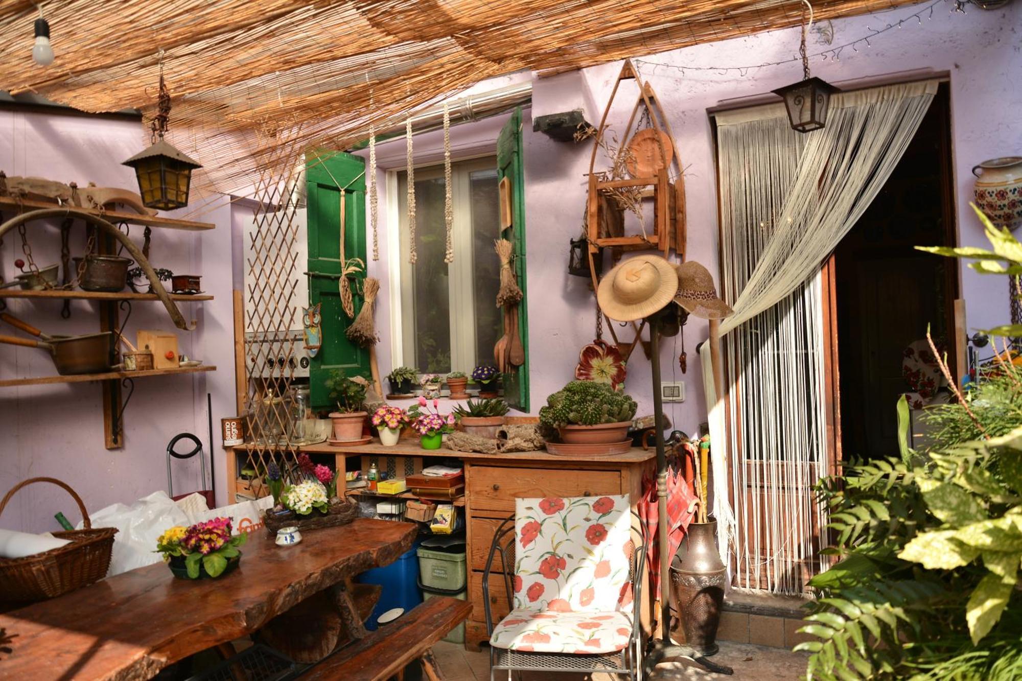 Bed and Breakfast A Casa Di Susi Кастельнуово-дель-Гарда Экстерьер фото